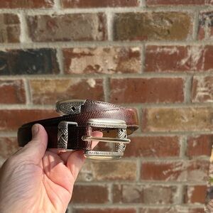 Brighton Brown Leather Belt Silver look Buckle tip
Medium 38909 1” wide made USA